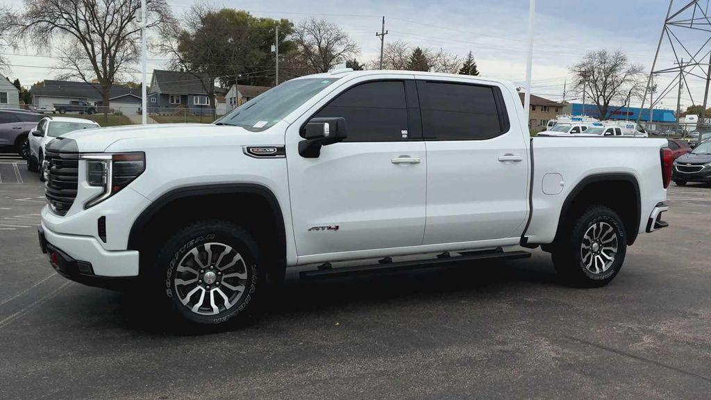 used 2022 GMC Sierra 1500 car, priced at $41,986