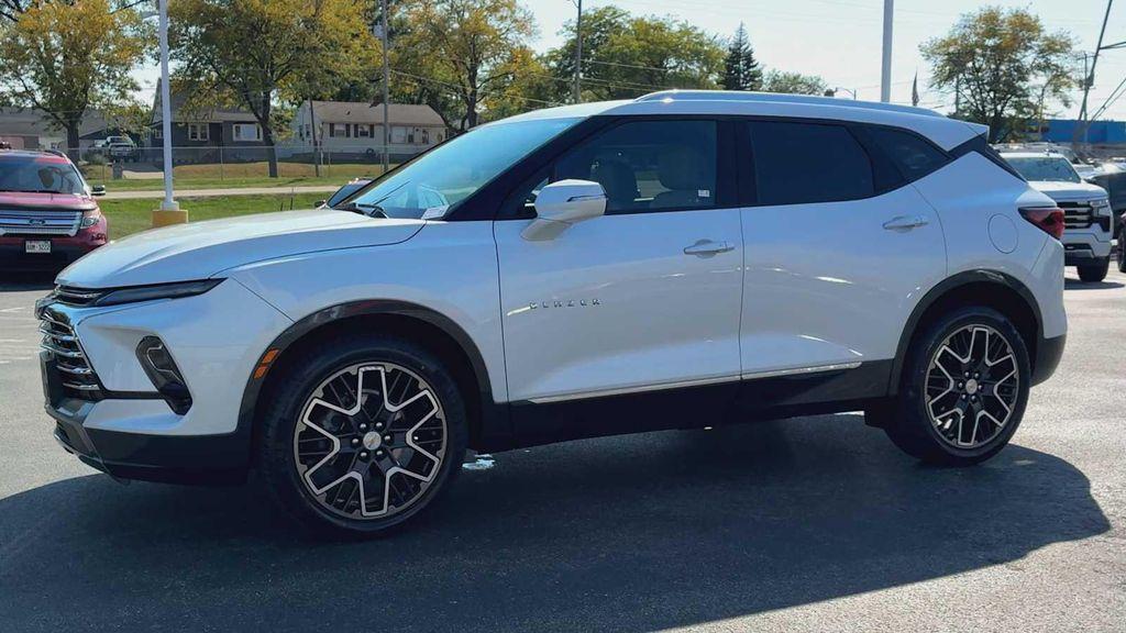 used 2023 Chevrolet Blazer car, priced at $31,553