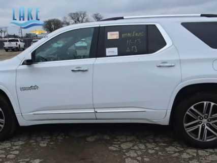 used 2022 Chevrolet Traverse car, priced at $39,980