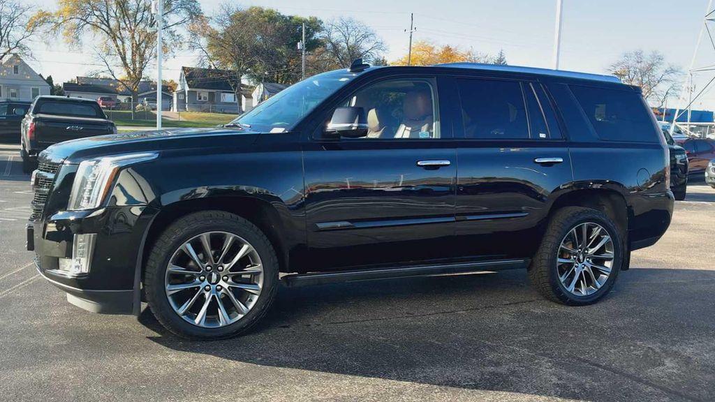 used 2020 Cadillac Escalade car, priced at $46,967