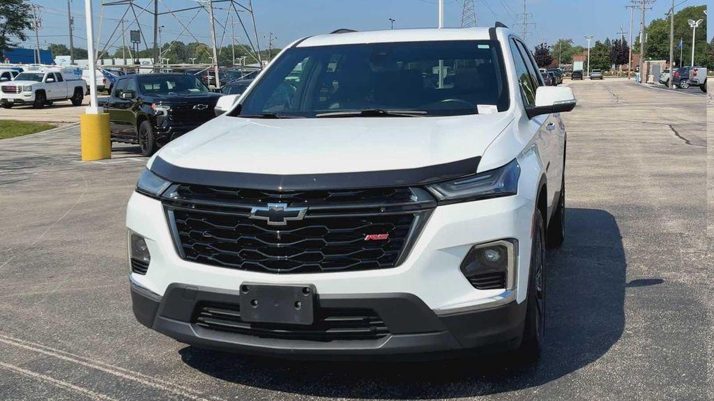 used 2022 Chevrolet Traverse car, priced at $36,592