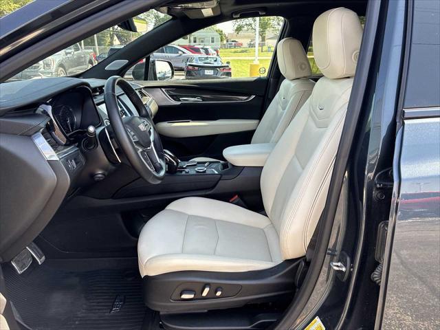 used 2021 Cadillac XT5 car, priced at $32,439