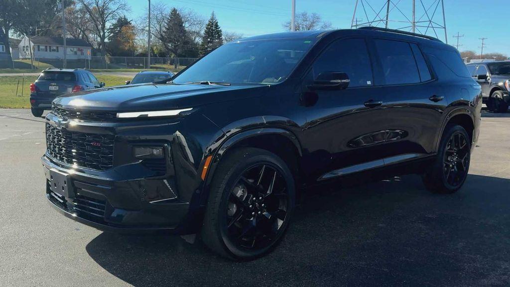used 2024 Chevrolet Traverse car, priced at $49,632