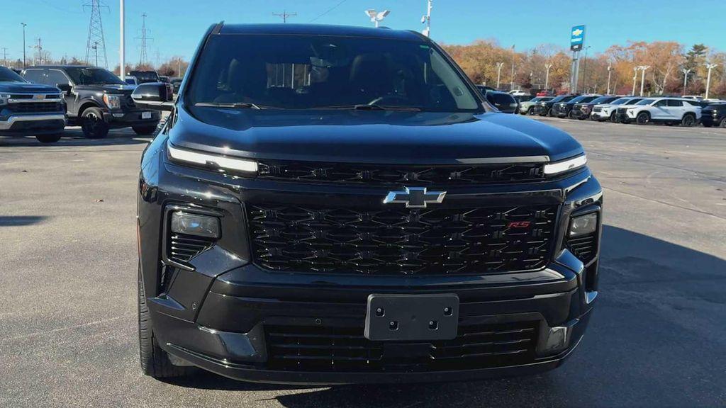 used 2024 Chevrolet Traverse car, priced at $49,632