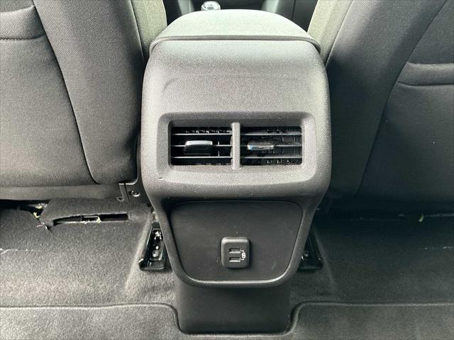 used 2021 Chevrolet Equinox car, priced at $19,254