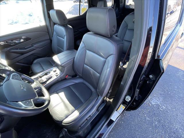 used 2022 Chevrolet Traverse car, priced at $35,377