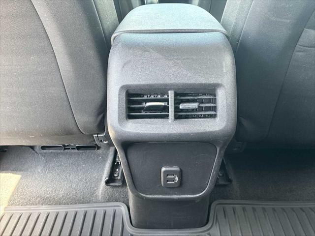used 2022 Chevrolet Equinox car, priced at $22,126