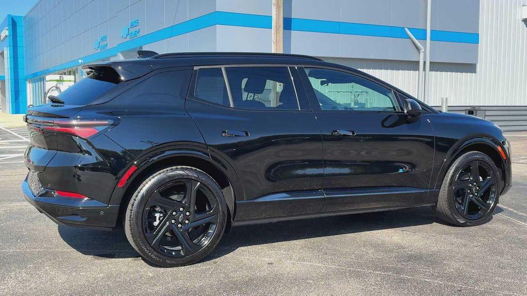 used 2024 Chevrolet Equinox EV car, priced at $28,993