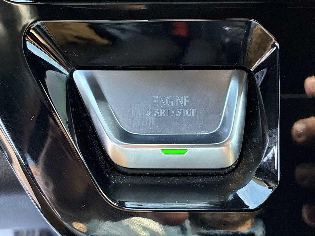 used 2022 GMC Sierra 1500 car, priced at $46,986