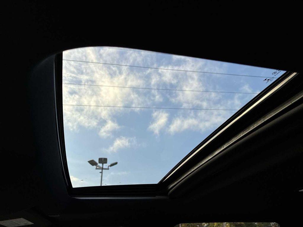 used 2022 GMC Sierra 1500 car, priced at $46,986