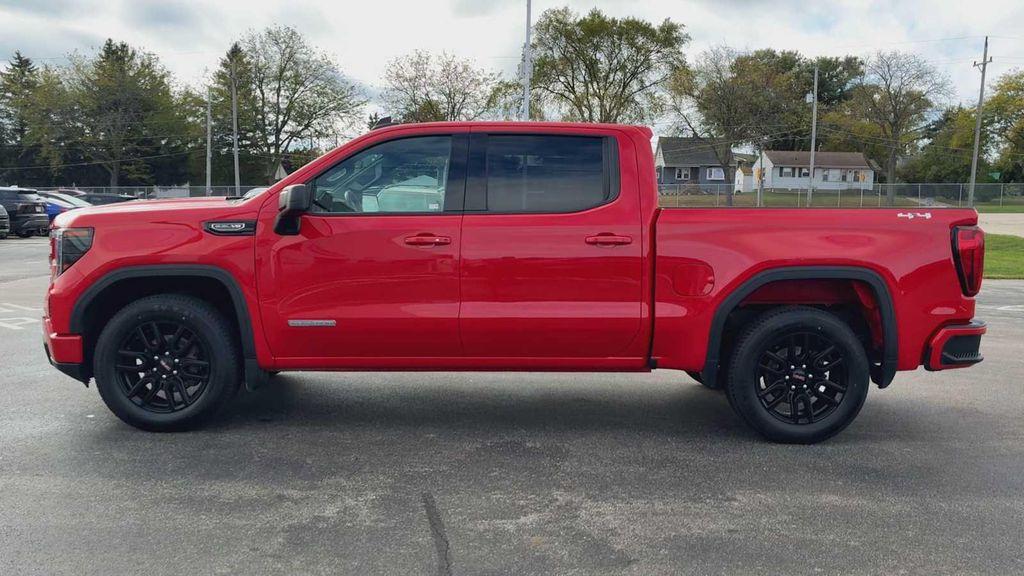 used 2022 GMC Sierra 1500 car, priced at $42,894