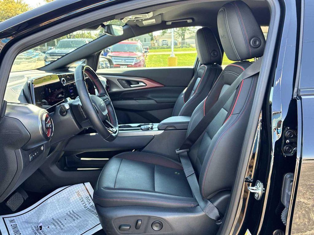 used 2024 Chevrolet Equinox EV car, priced at $27,808