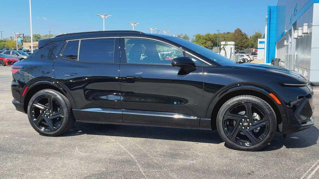 used 2024 Chevrolet Equinox EV car, priced at $27,808