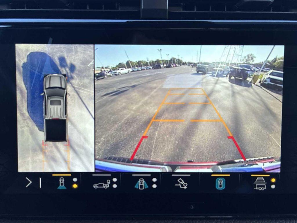 used 2023 GMC Sierra 1500 car, priced at $52,384