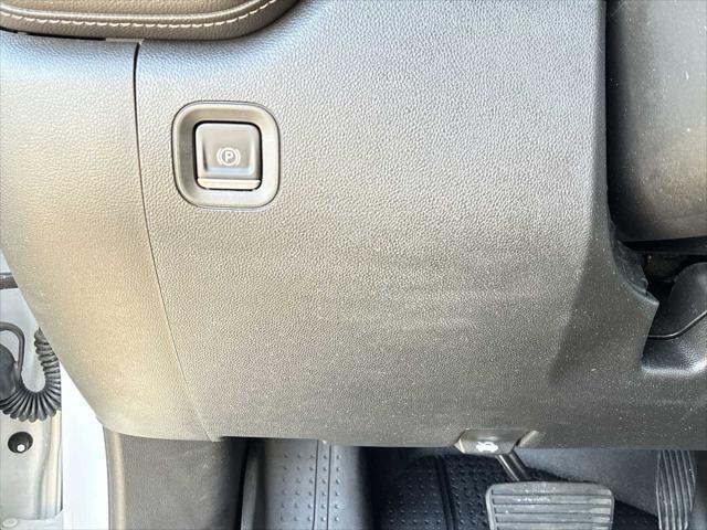 used 2021 Chevrolet Silverado 1500 car, priced at $36,996