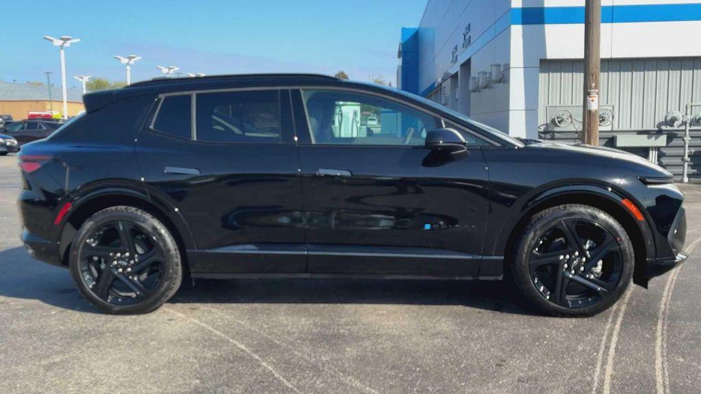 used 2024 Chevrolet Equinox EV car, priced at $28,937