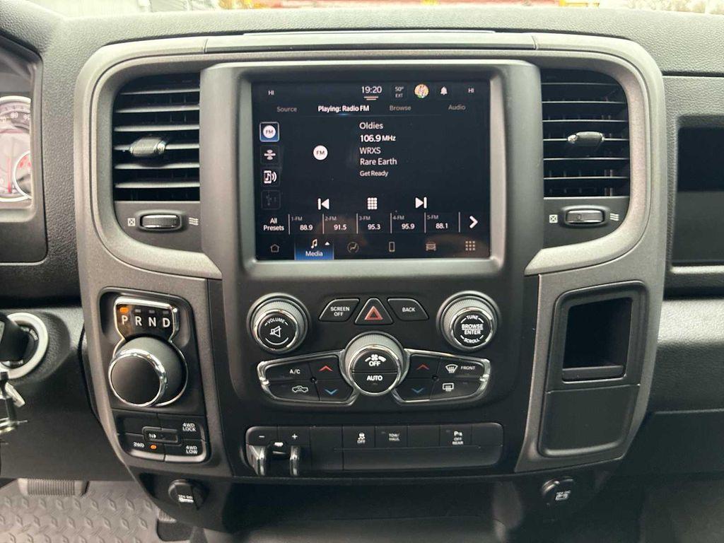 used 2022 Ram 1500 Classic car, priced at $32,864