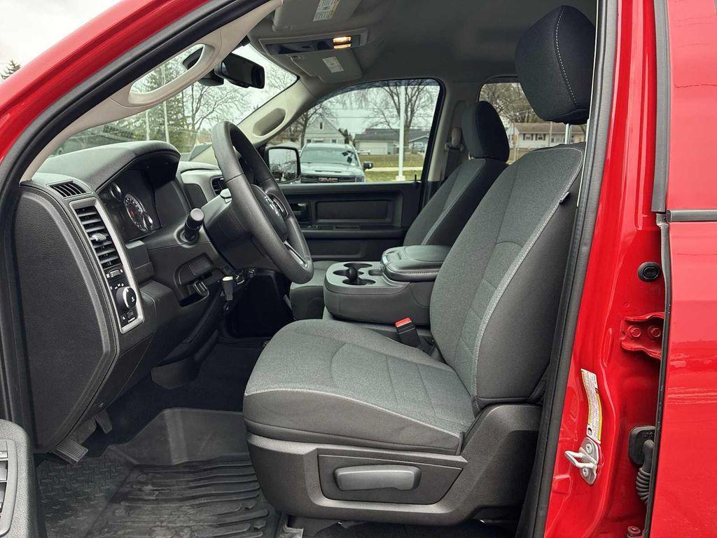 used 2022 Ram 1500 Classic car, priced at $32,864