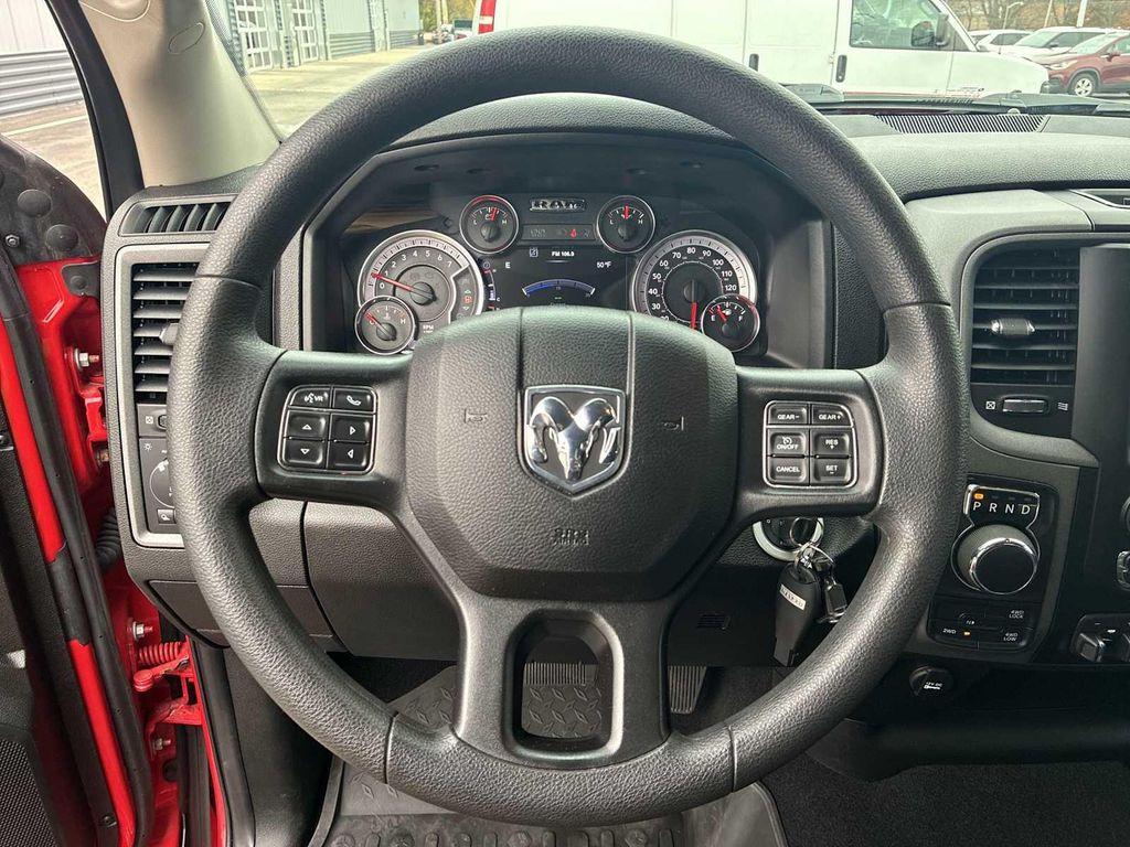 used 2022 Ram 1500 Classic car, priced at $32,864