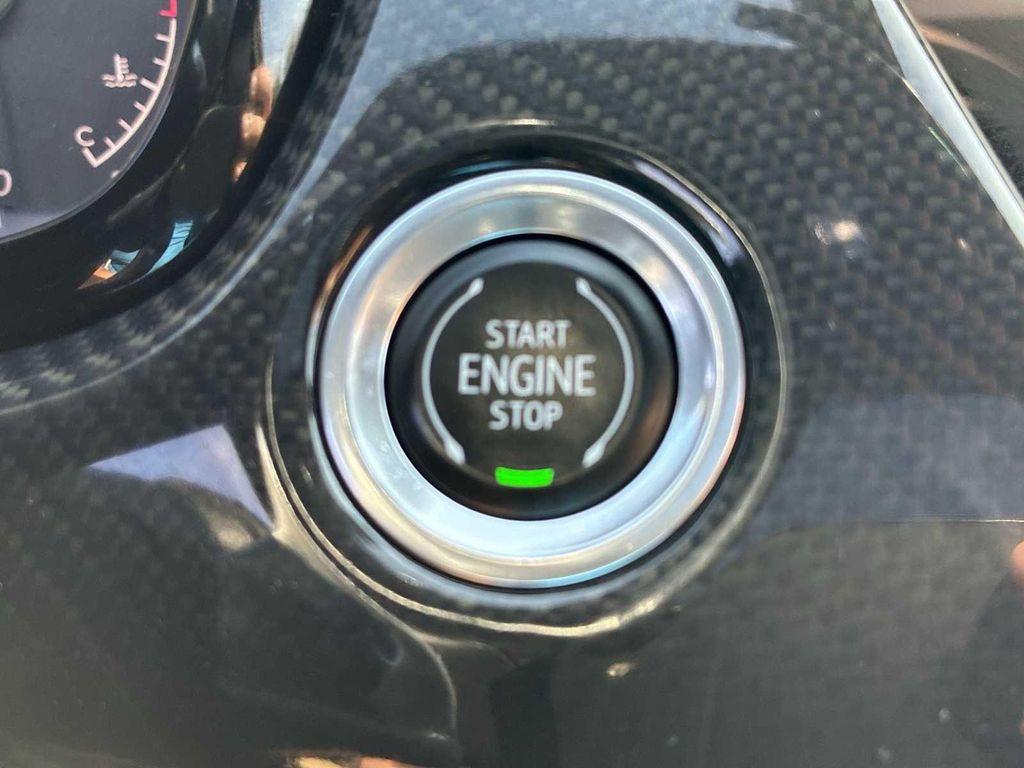 used 2024 Cadillac XT6 car, priced at $46,398