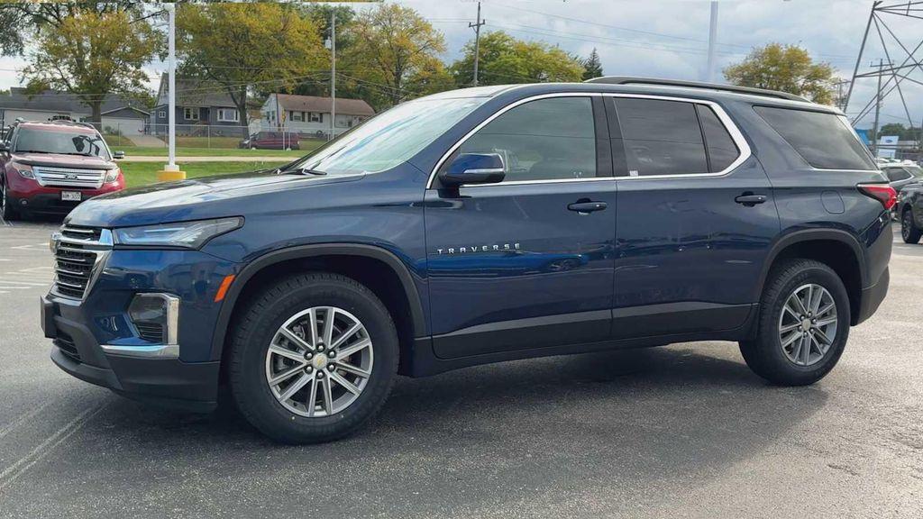 used 2023 Chevrolet Traverse car, priced at $33,939