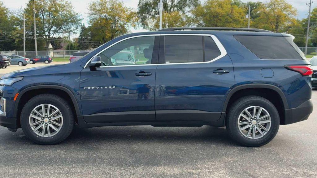 used 2023 Chevrolet Traverse car, priced at $33,939