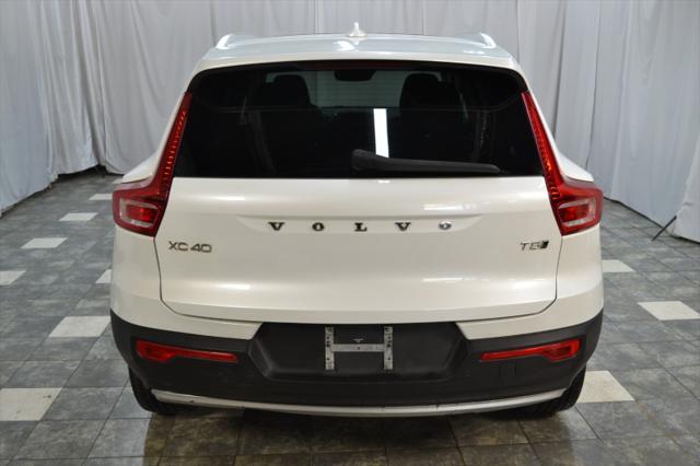 used 2021 Volvo XC40 car, priced at $18,495