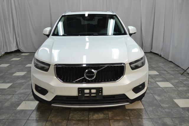 used 2021 Volvo XC40 car, priced at $18,495