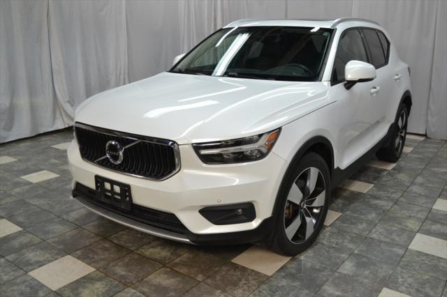 used 2021 Volvo XC40 car, priced at $18,495