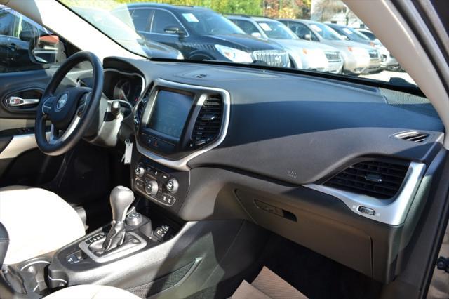 used 2018 Jeep Cherokee car, priced at $13,995