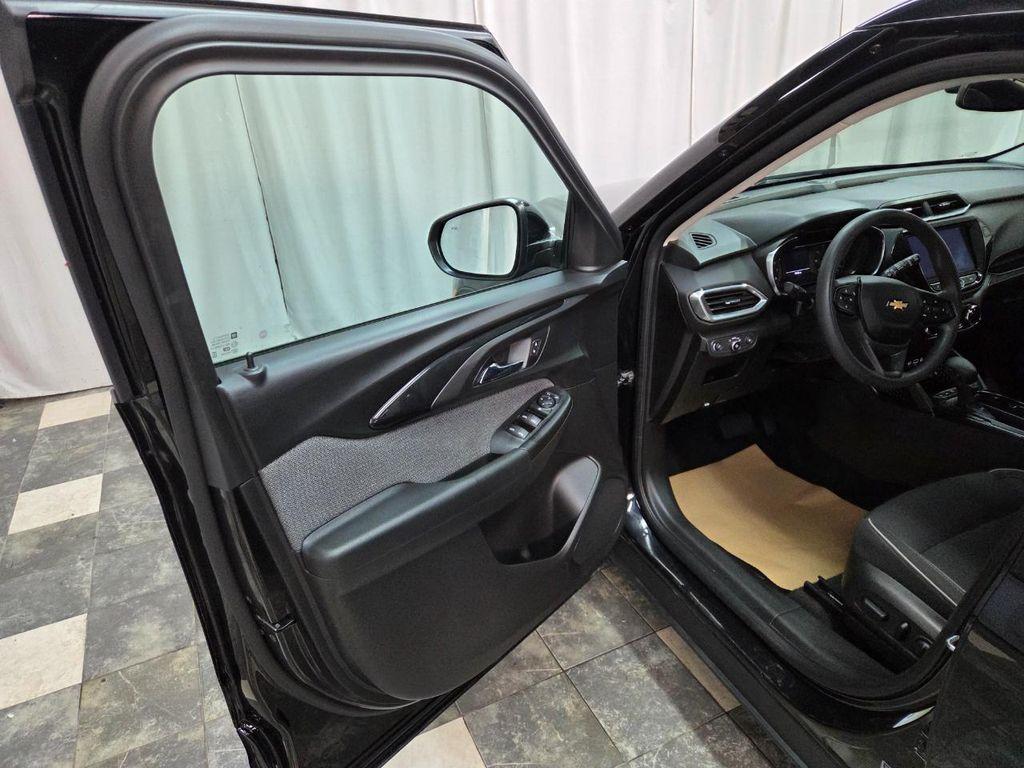 used 2021 Chevrolet TrailBlazer car, priced at $16,895