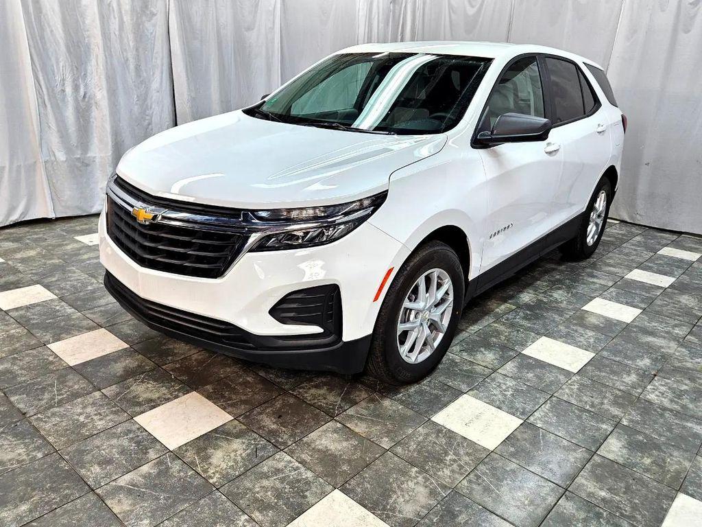 used 2024 Chevrolet Equinox car, priced at $18,995