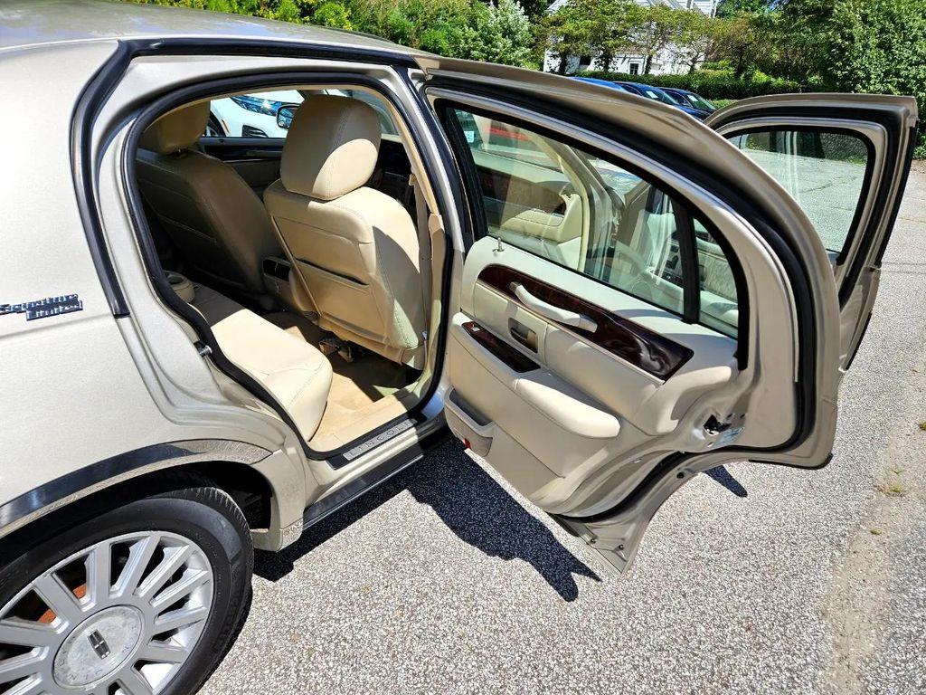 used 2011 Lincoln Town Car car, priced at $8,995
