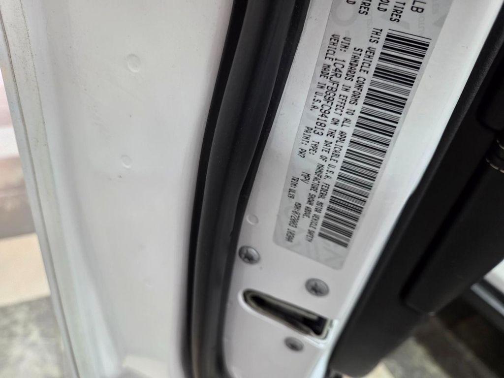 used 2015 Jeep Grand Cherokee car, priced at $8,995