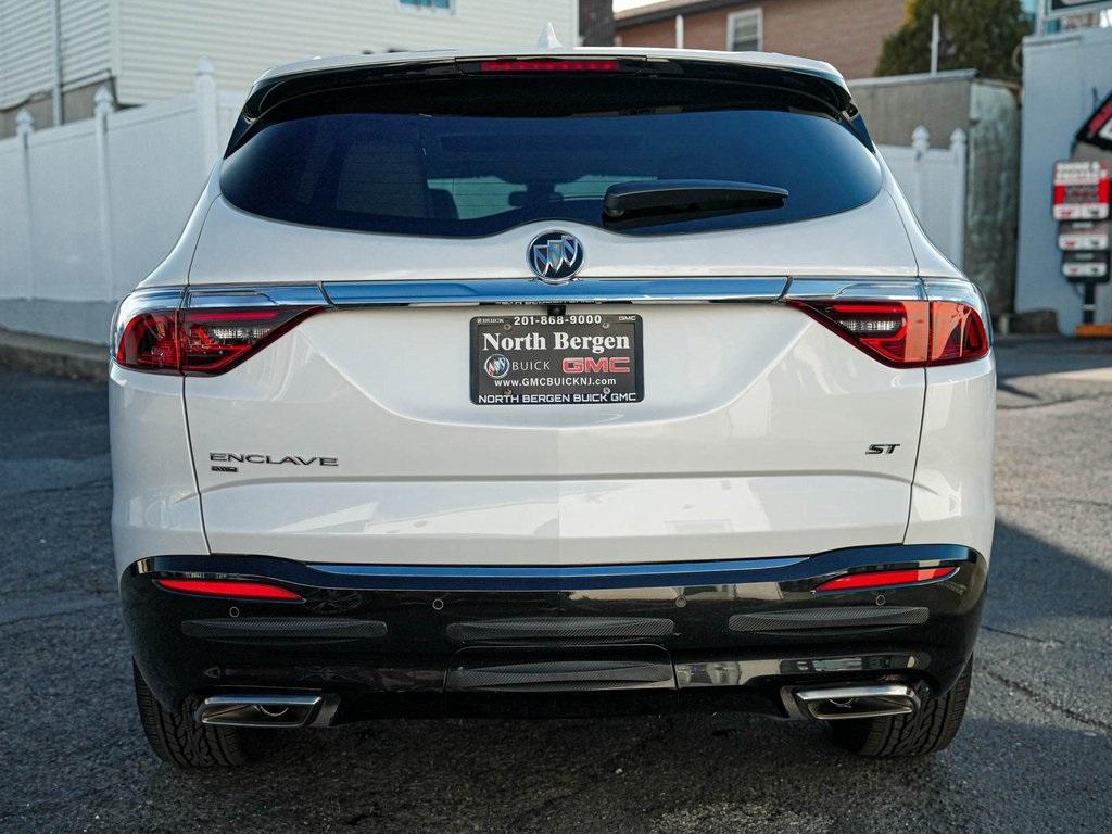 used 2024 Buick Enclave car, priced at $39,450