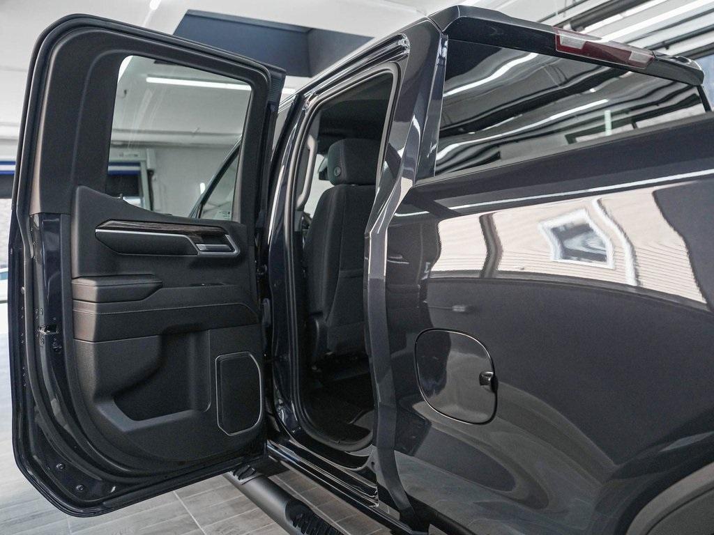 used 2023 GMC Sierra 1500 car, priced at $39,890