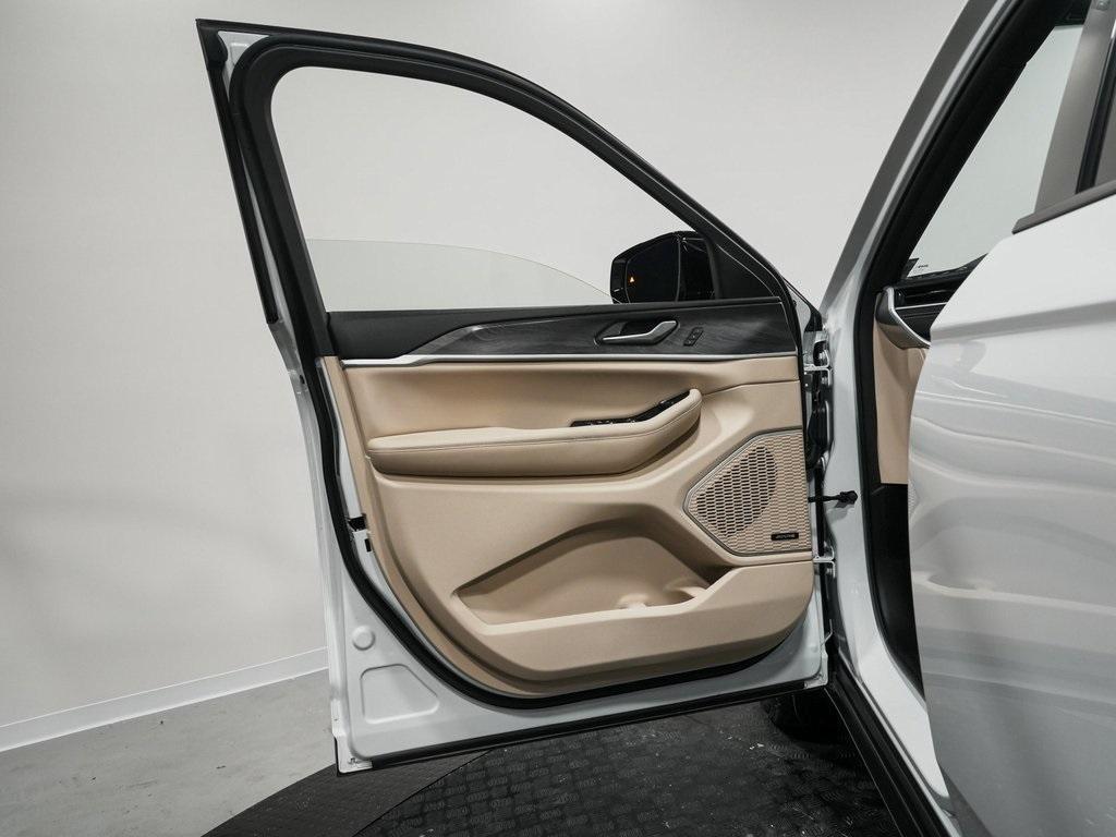 used 2023 Jeep Grand Cherokee L car, priced at $24,990