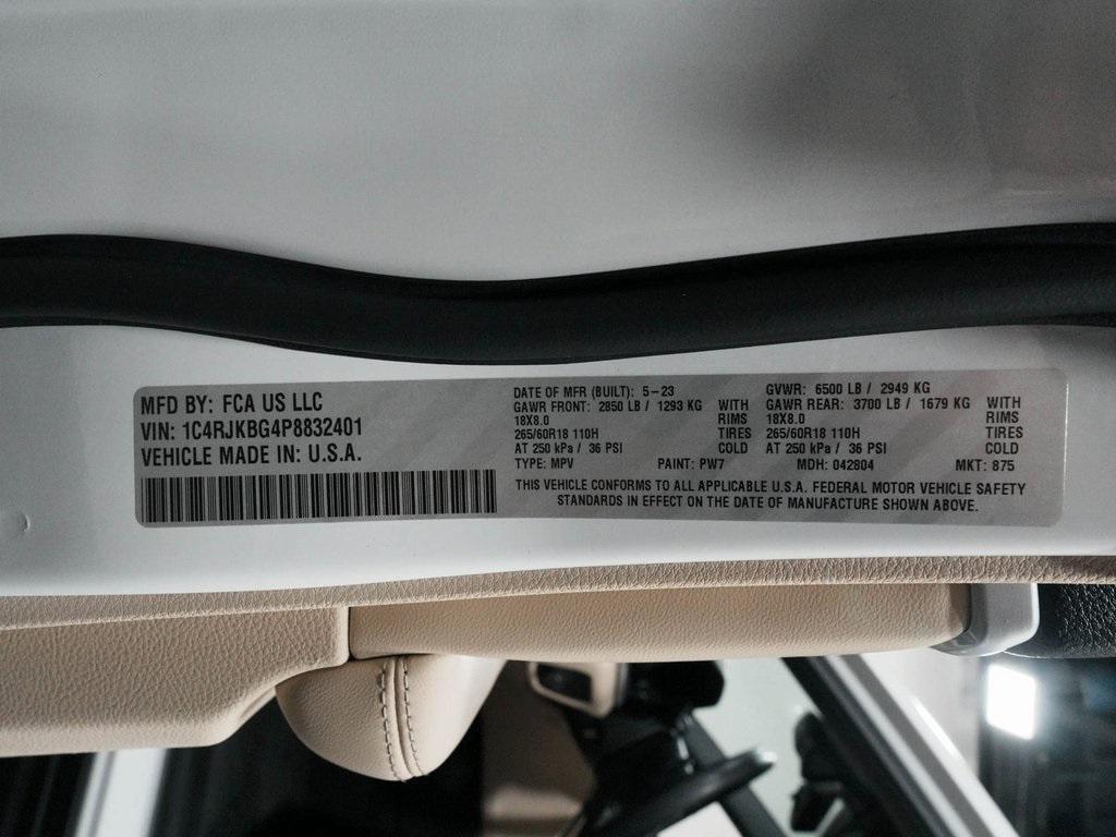 used 2023 Jeep Grand Cherokee L car, priced at $24,990