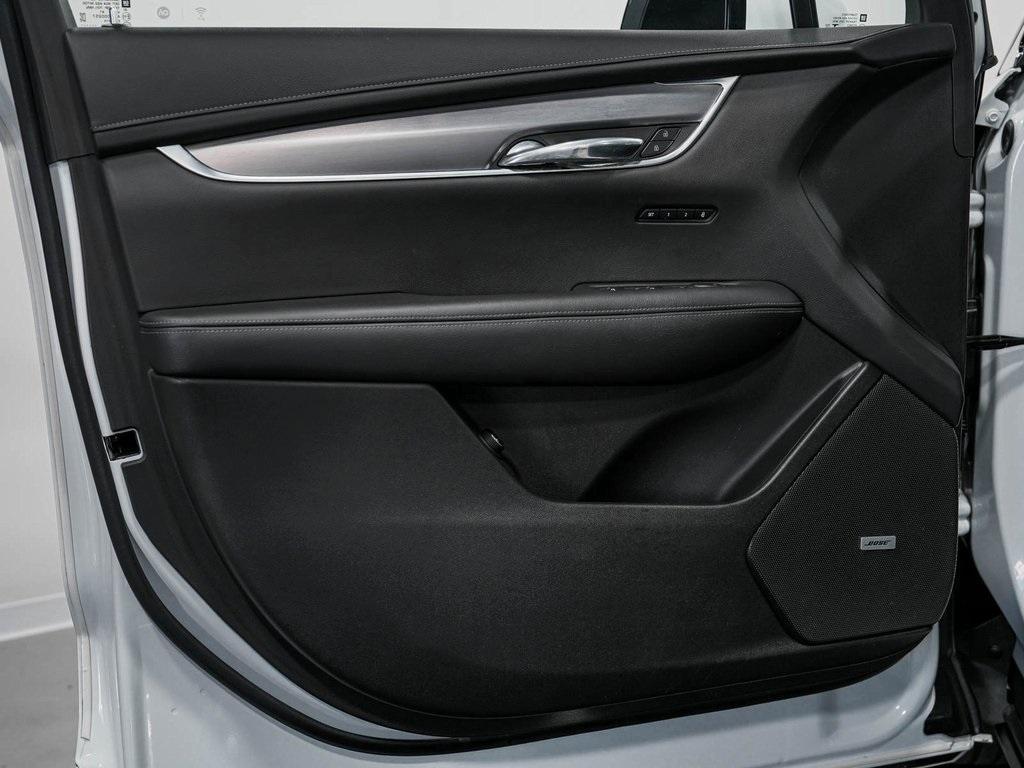 used 2023 Cadillac XT6 car, priced at $30,990