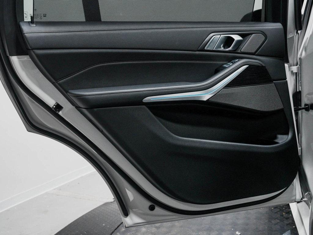 used 2024 BMW X7 car, priced at $57,450