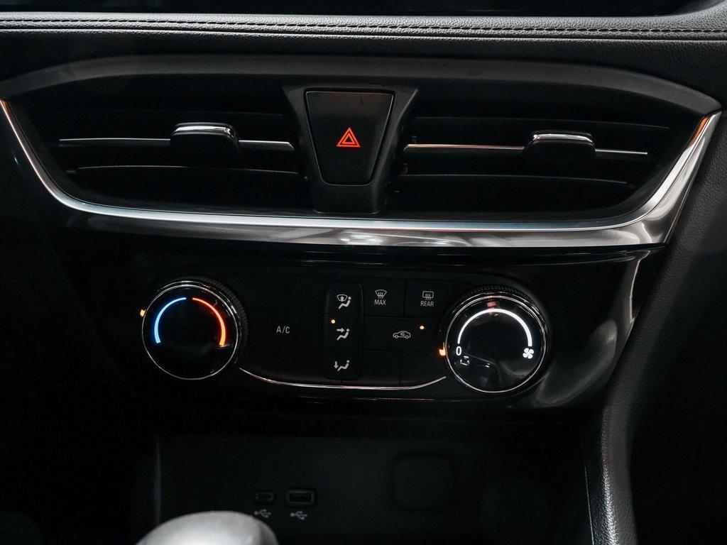 used 2024 Buick Encore GX car, priced at $21,890