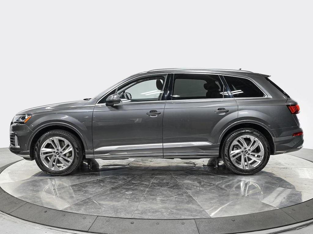 used 2023 Audi Q7 car, priced at $31,450