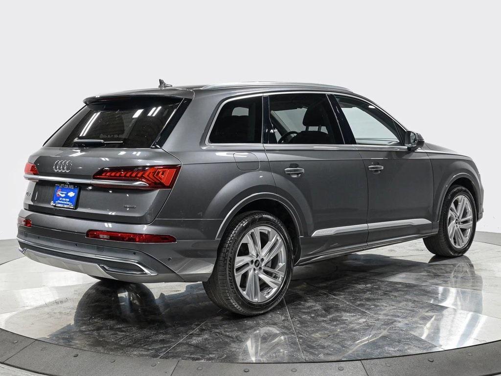 used 2023 Audi Q7 car, priced at $31,450