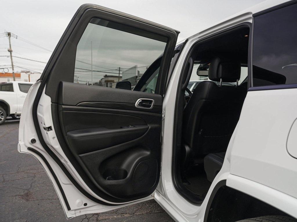 used 2022 Jeep Grand Cherokee WK car, priced at $28,990