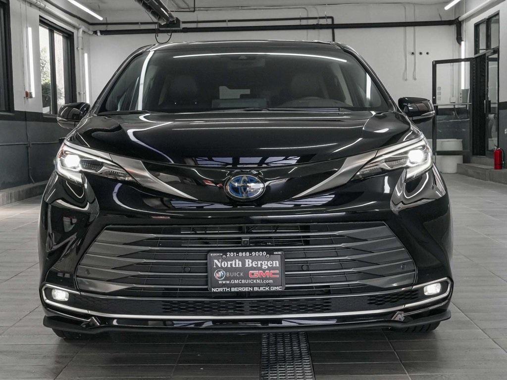 used 2022 Toyota Sienna car, priced at $53,890
