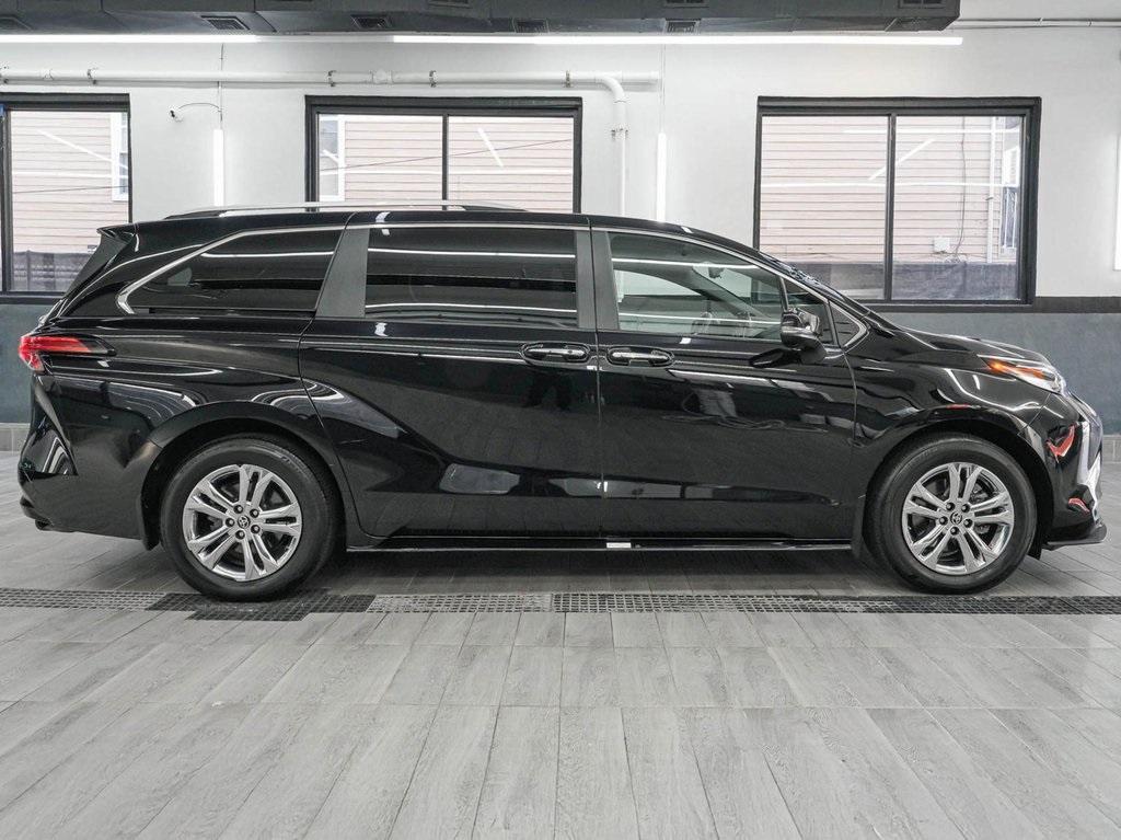 used 2022 Toyota Sienna car, priced at $53,890