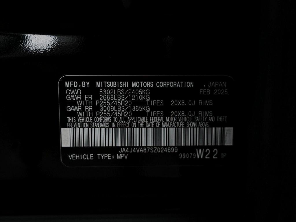 used 2025 Mitsubishi Outlander car, priced at $29,740