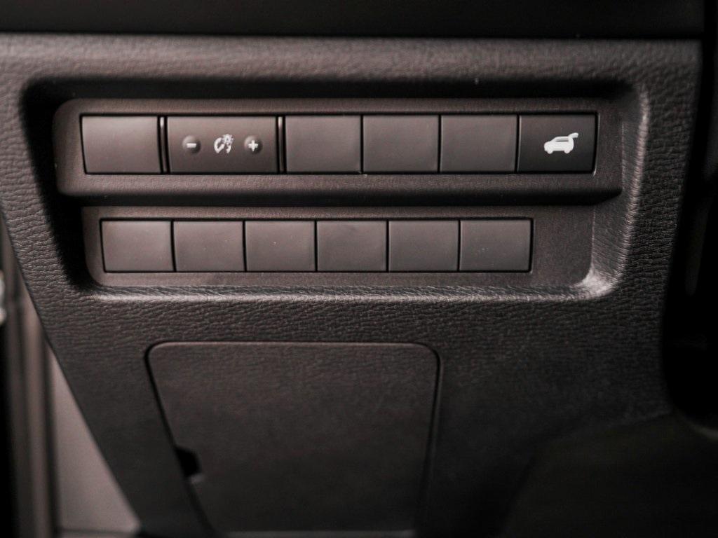 used 2025 Mitsubishi Outlander car, priced at $29,740