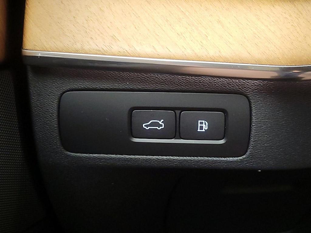 used 2024 Volvo XC90 Recharge Plug-In Hybrid car, priced at $51,998