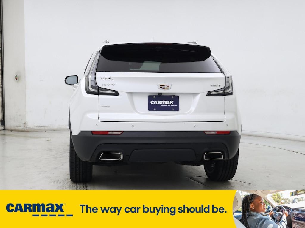 used 2022 Cadillac XT4 car, priced at $30,998